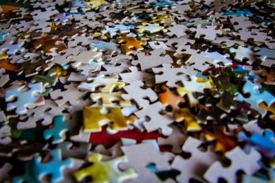 Puzzle pieces fix your solopreneur business strategy